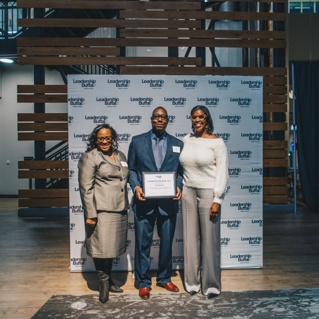 LeadershipBuffalo[Graduation]-95